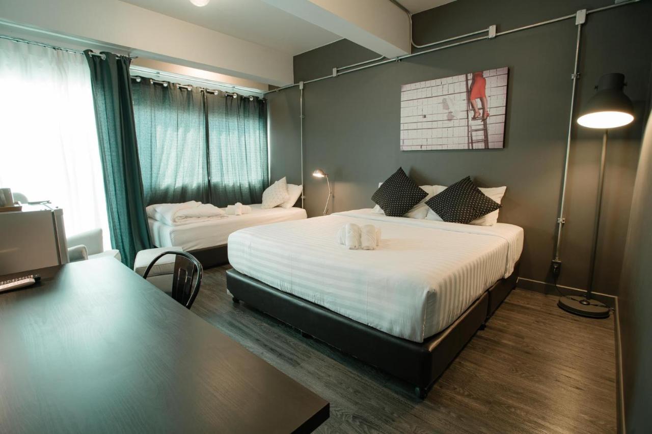 Bed and Breakfast Fashen Poshtel Chiang Mai Zewnętrze zdjęcie