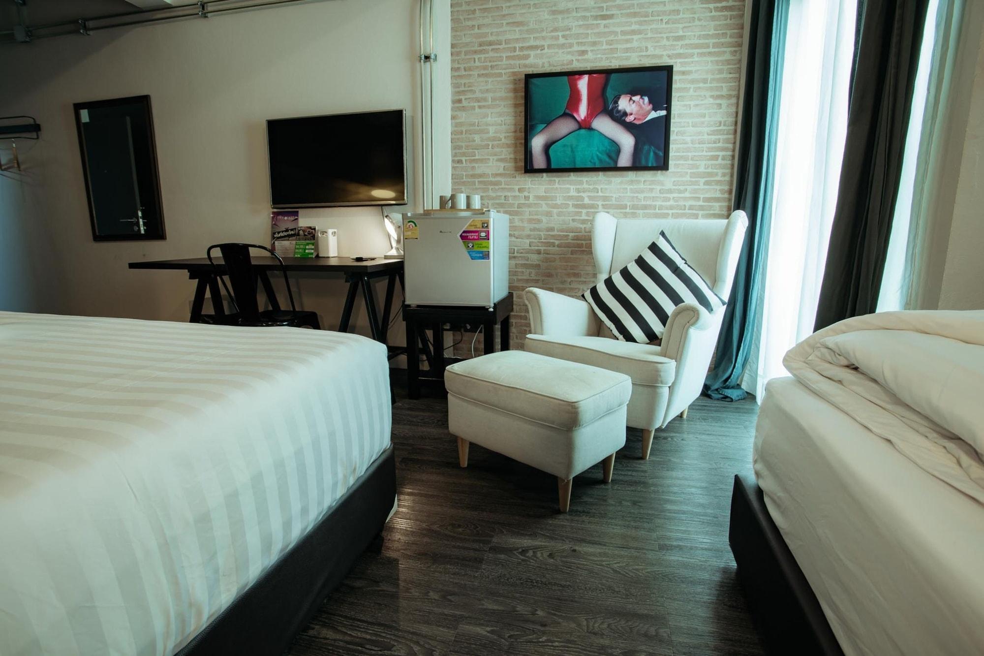 Bed and Breakfast Fashen Poshtel Chiang Mai Zewnętrze zdjęcie