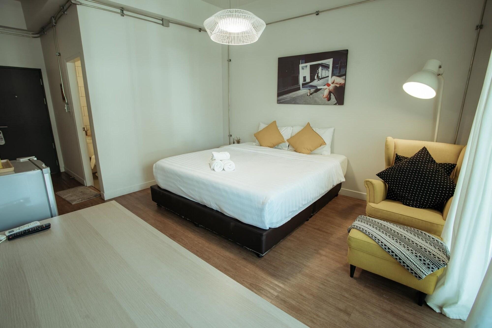 Bed and Breakfast Fashen Poshtel Chiang Mai Zewnętrze zdjęcie